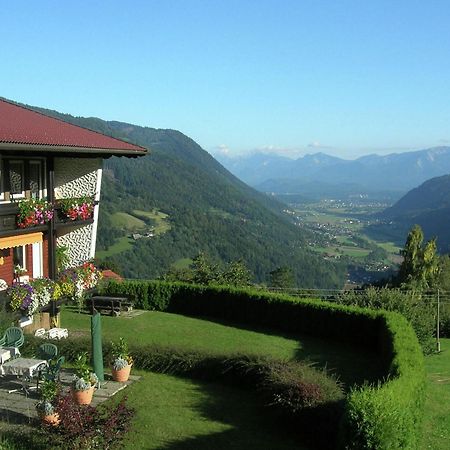 Cozy Apartment In Afritz Am See Near Gerlitzen Ski Area Bagian luar foto