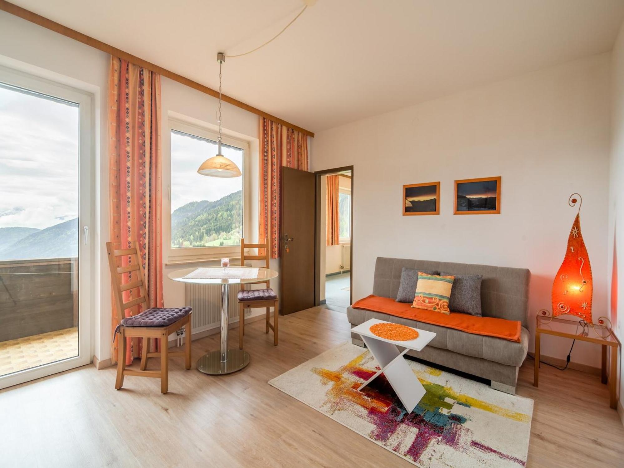 Cozy Apartment In Afritz Am See Near Gerlitzen Ski Area Bagian luar foto