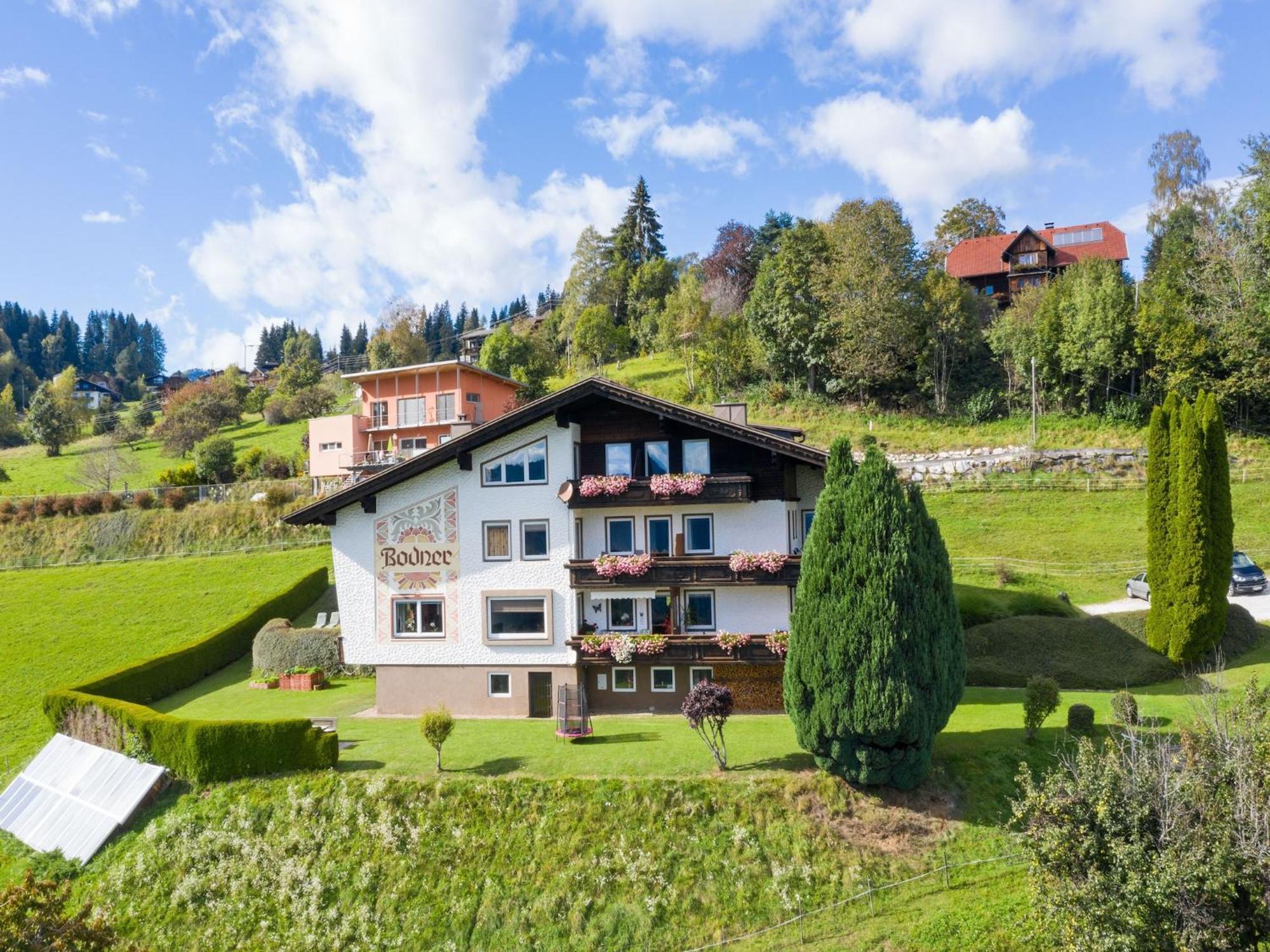Cozy Apartment In Afritz Am See Near Gerlitzen Ski Area Bagian luar foto