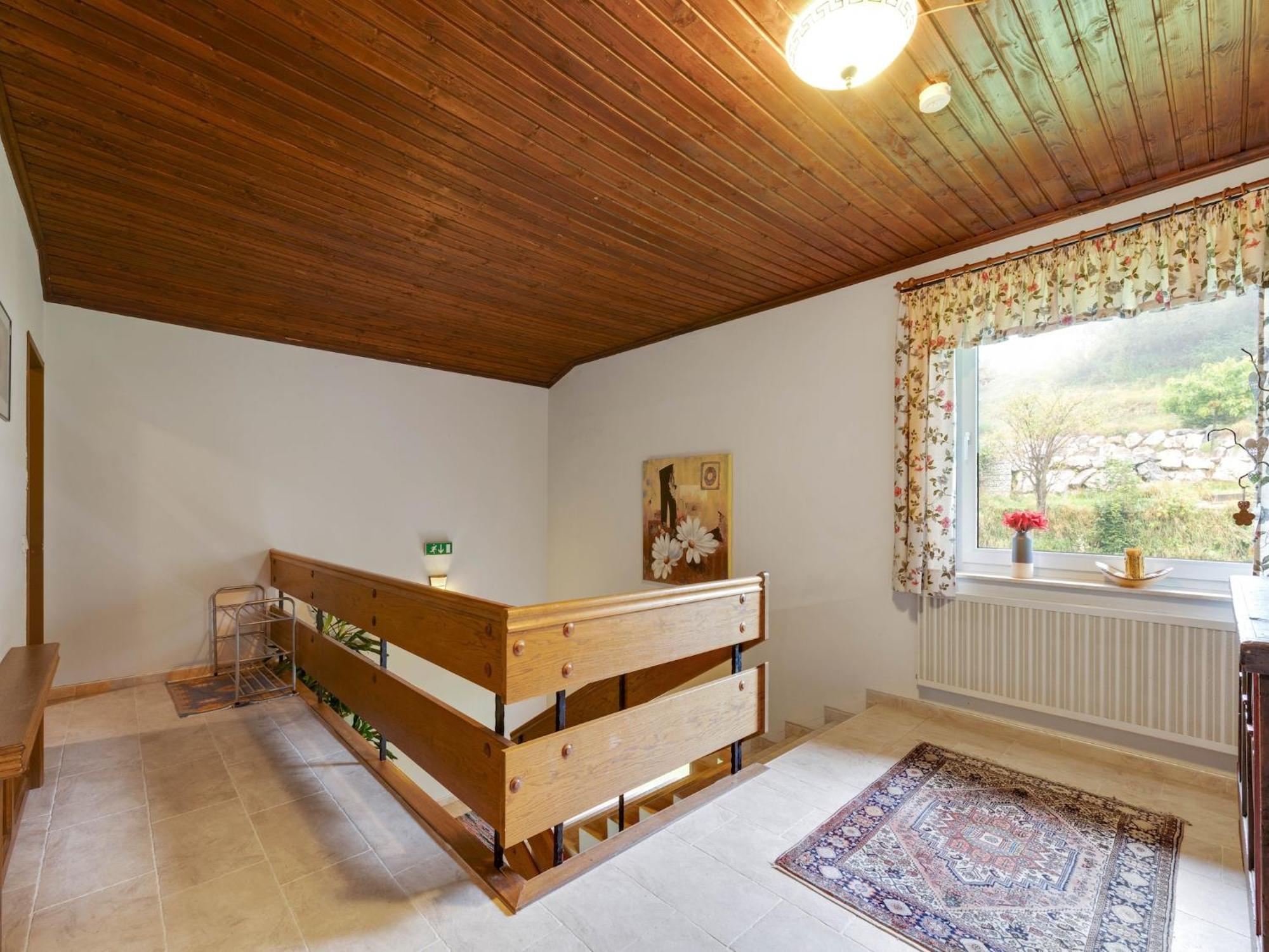 Cozy Apartment In Afritz Am See Near Gerlitzen Ski Area Bagian luar foto