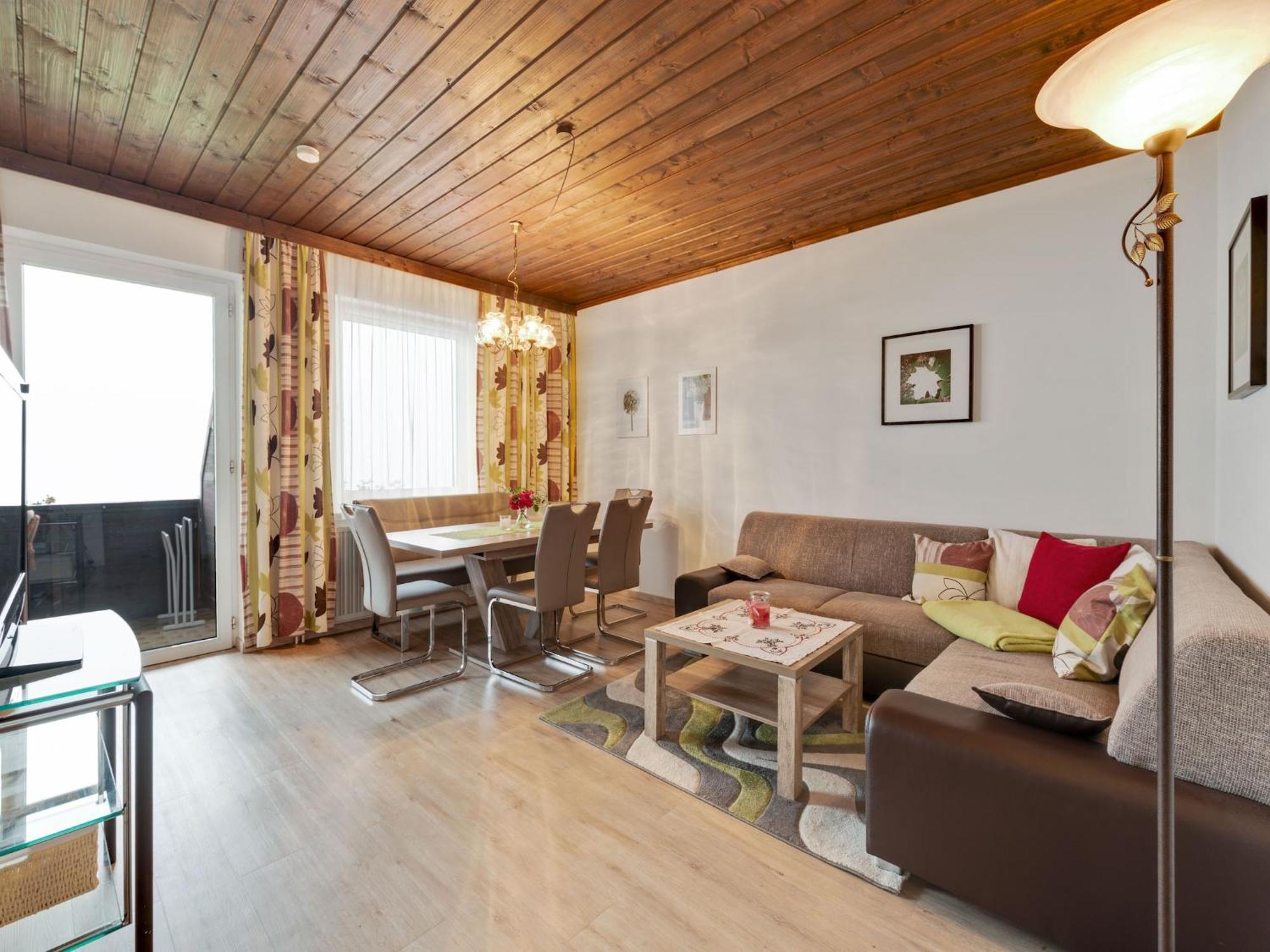 Cozy Apartment In Afritz Am See Near Gerlitzen Ski Area Bagian luar foto