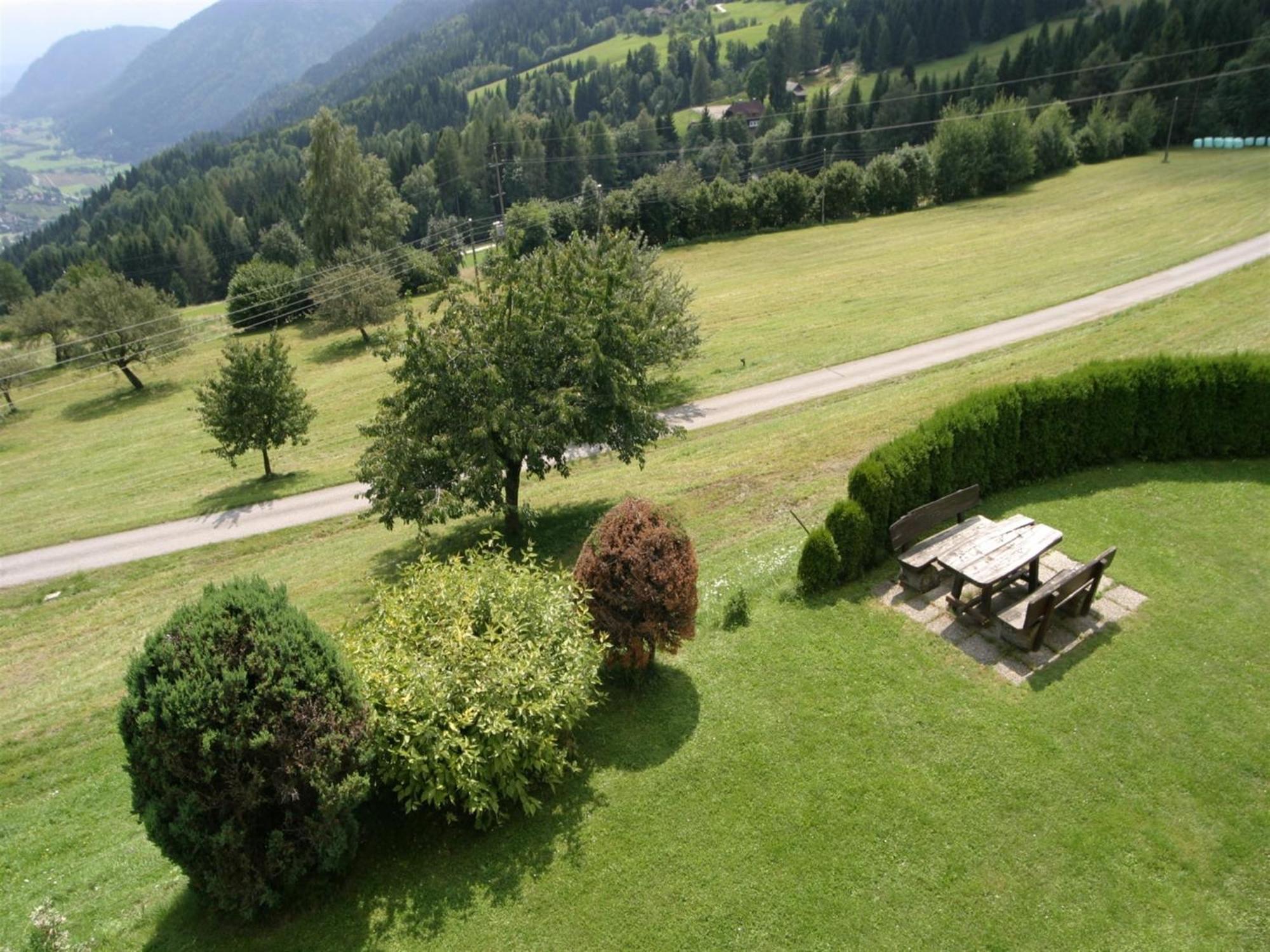 Cozy Apartment In Afritz Am See Near Gerlitzen Ski Area Bagian luar foto
