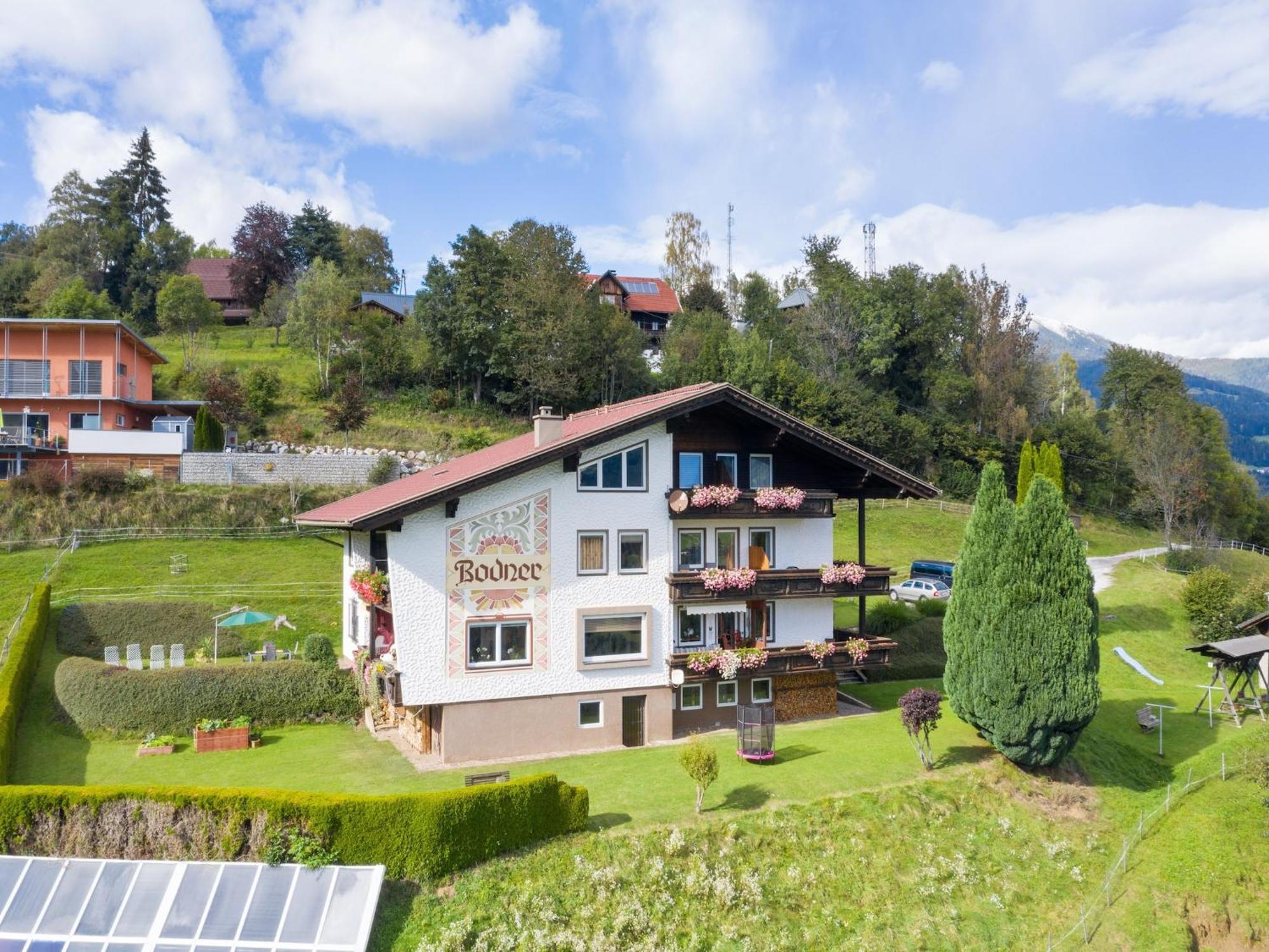 Cozy Apartment In Afritz Am See Near Gerlitzen Ski Area Bagian luar foto