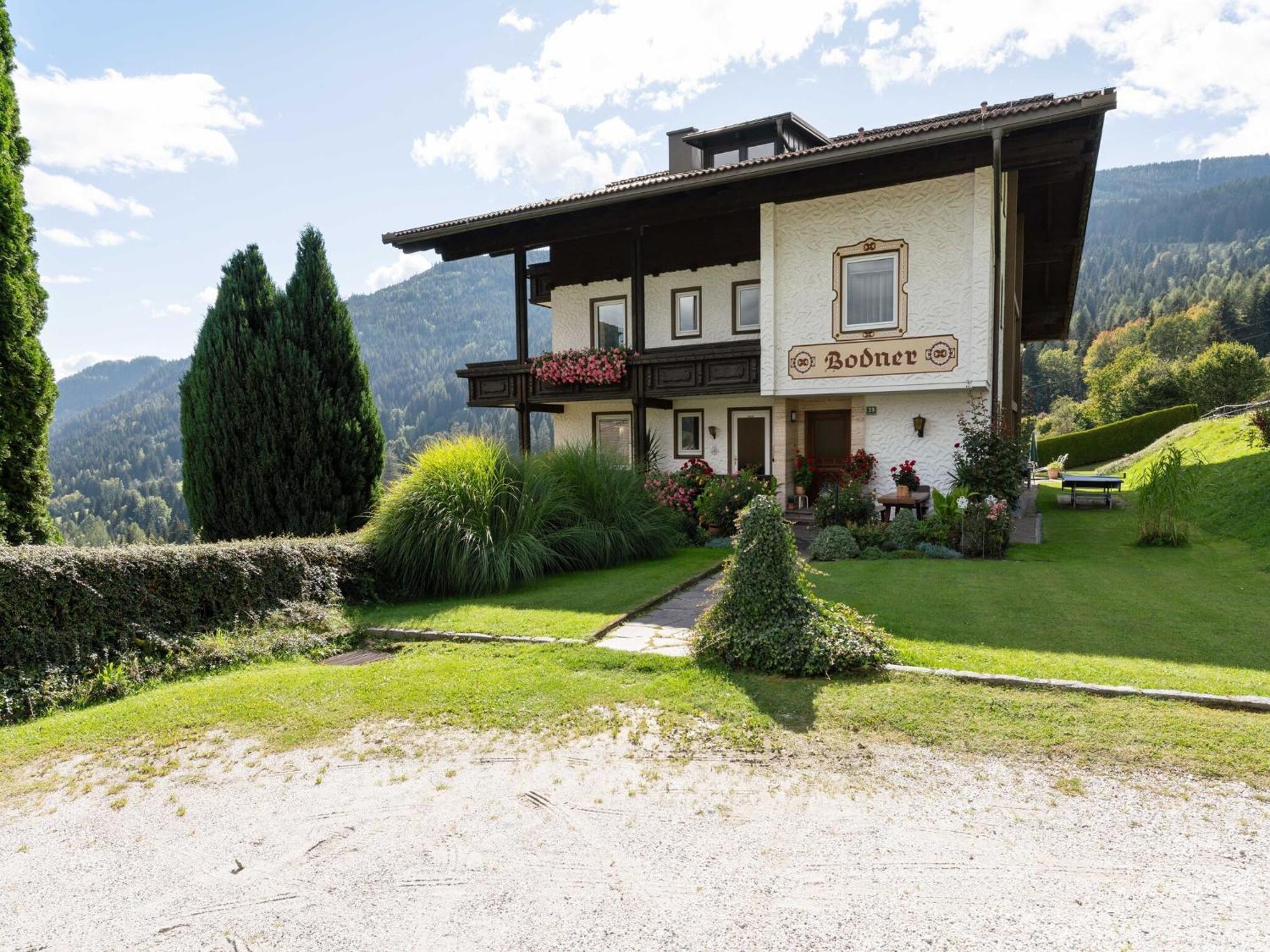 Cozy Apartment In Afritz Am See Near Gerlitzen Ski Area Bagian luar foto